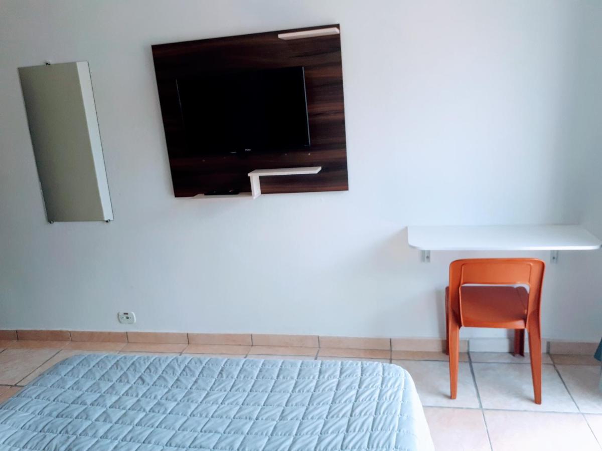 Hospedaria São Benedito Guararema Exterior foto